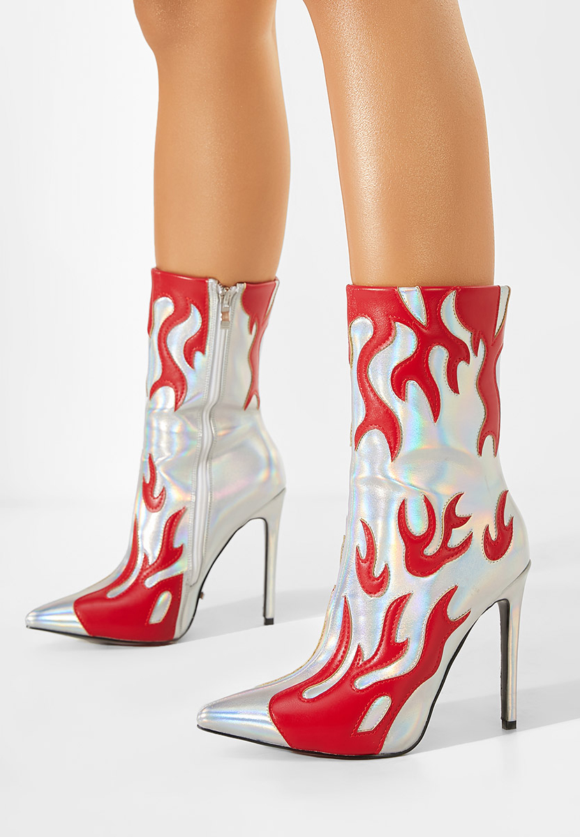 Gležnjarji s peto Srebrne Maia