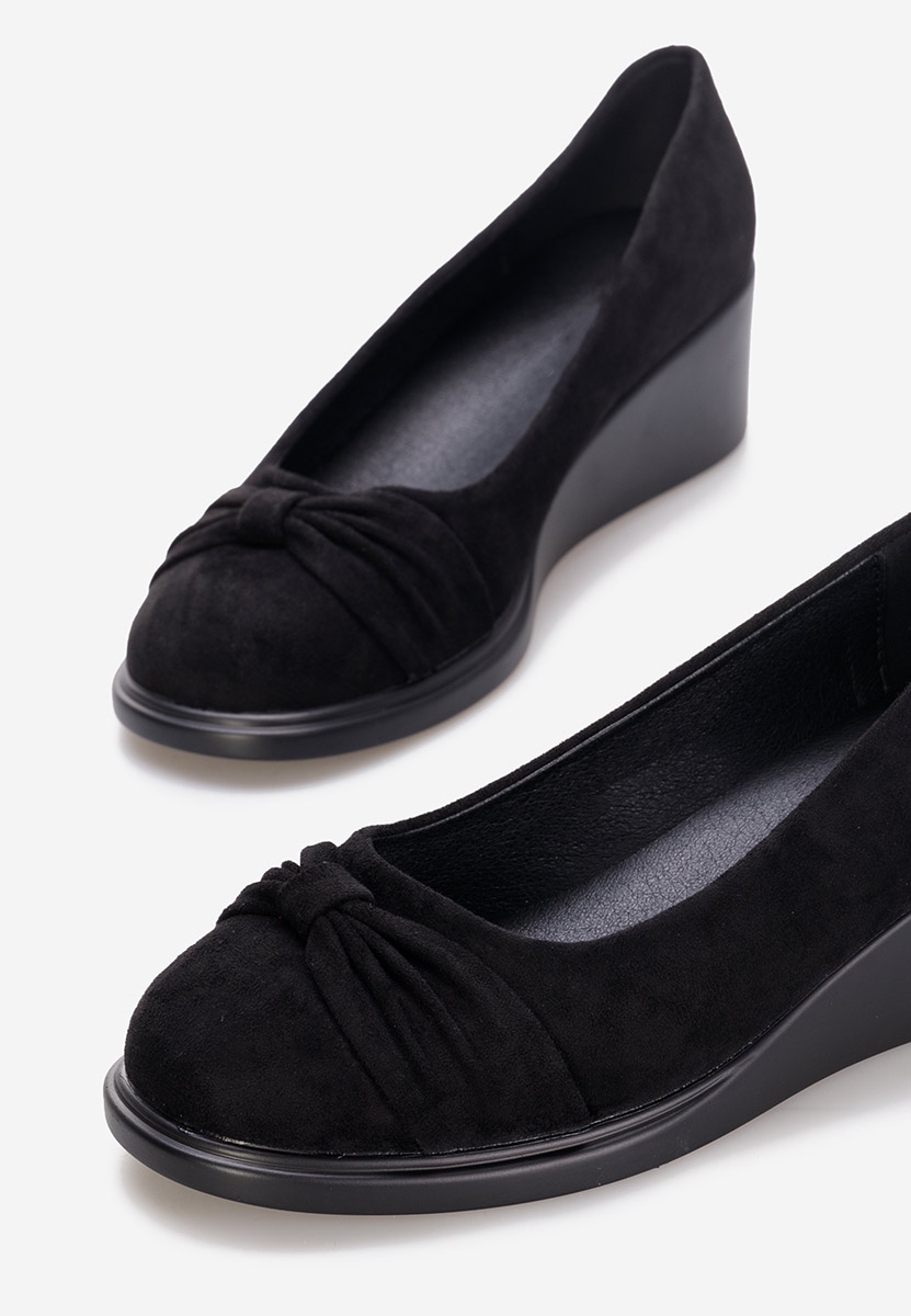 Čevlji s platformo Fines V2 črna