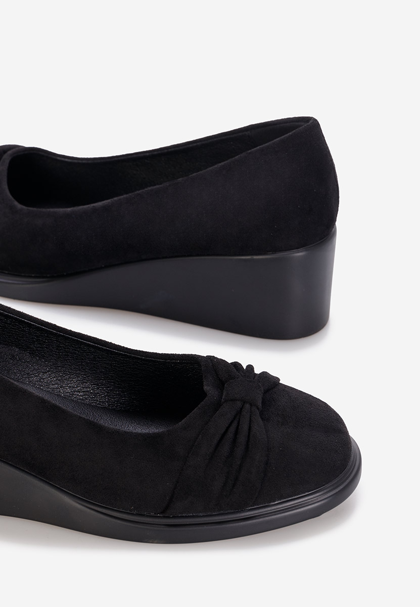 Čevlji s platformo Fines V2 črna