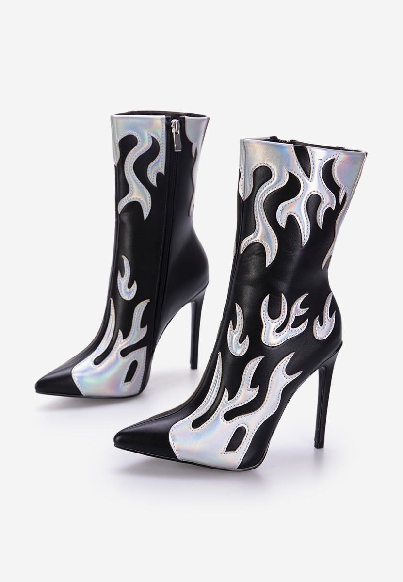 Gležnjarji s peto črna Maia