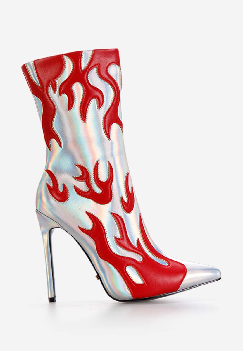 Gležnjarji s peto Srebrne Maia