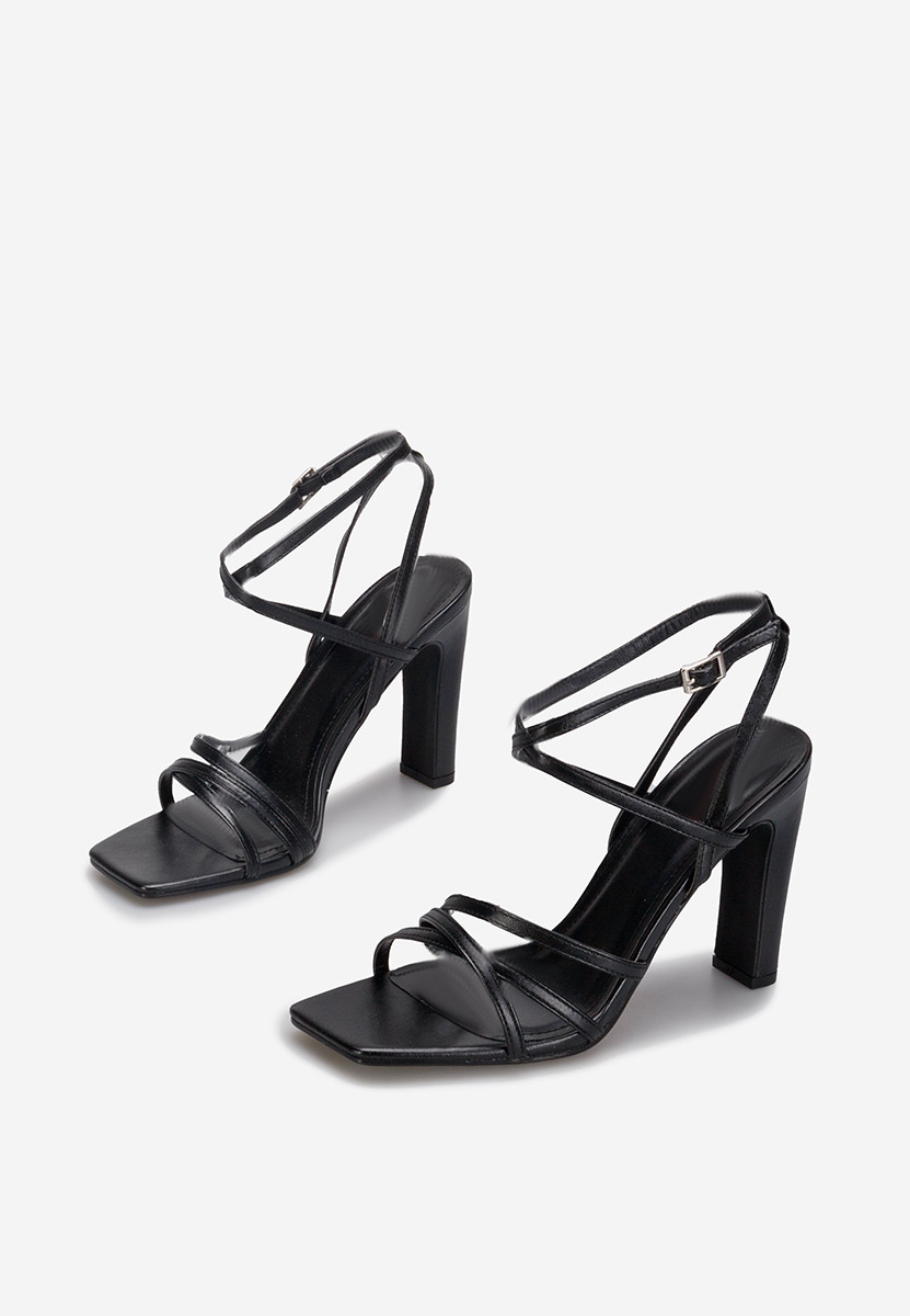 Ženski sandali Ayleen črna