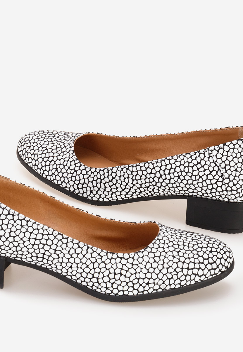 Ženski salonari Montremy V4 Bela