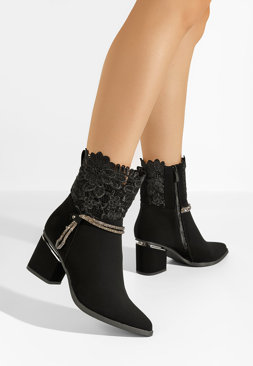 Gležnjarji s peto Selina črna