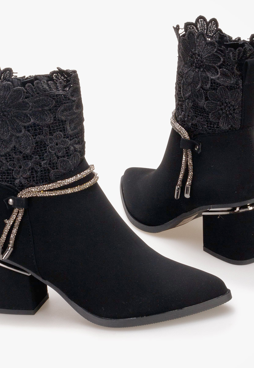 Gležnjarji s peto Selina črna