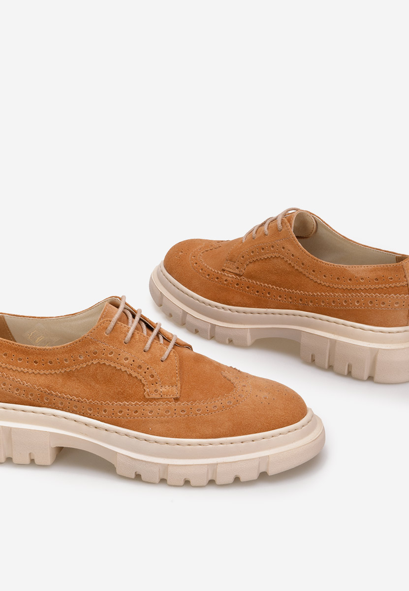 Brogue čevlji Henise Kamela