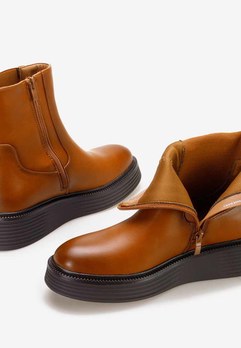 Gležnjari s platformo Delarosa Kamela