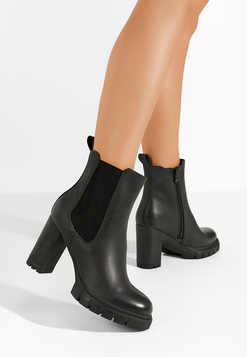 Gležnjarji s peto Veloria črna