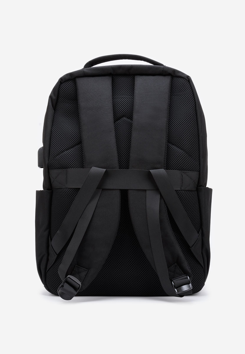 Nahrbtnik Meticulous črna