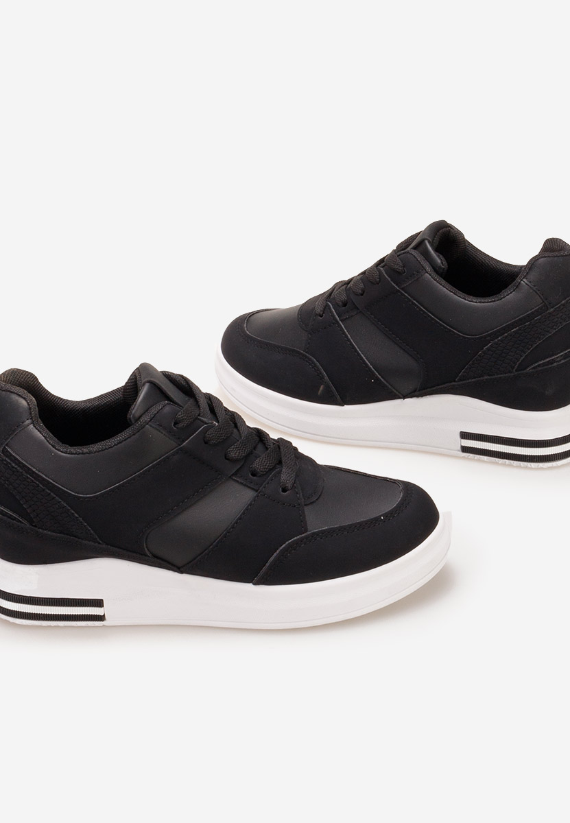 Superge s platformo Kelyna črna