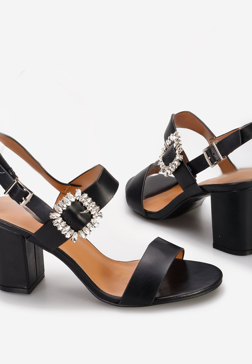 Ženski sandali Cassia črna