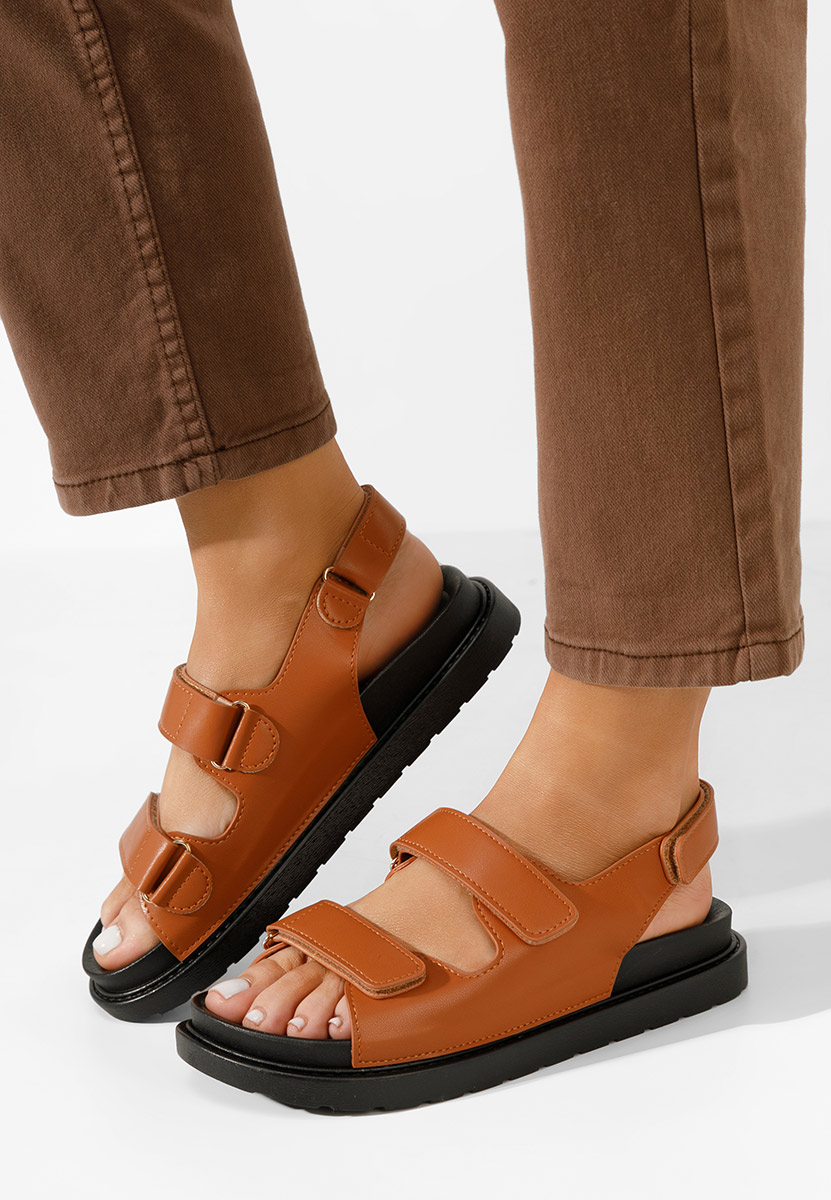 Ženski sandali Briane kamela