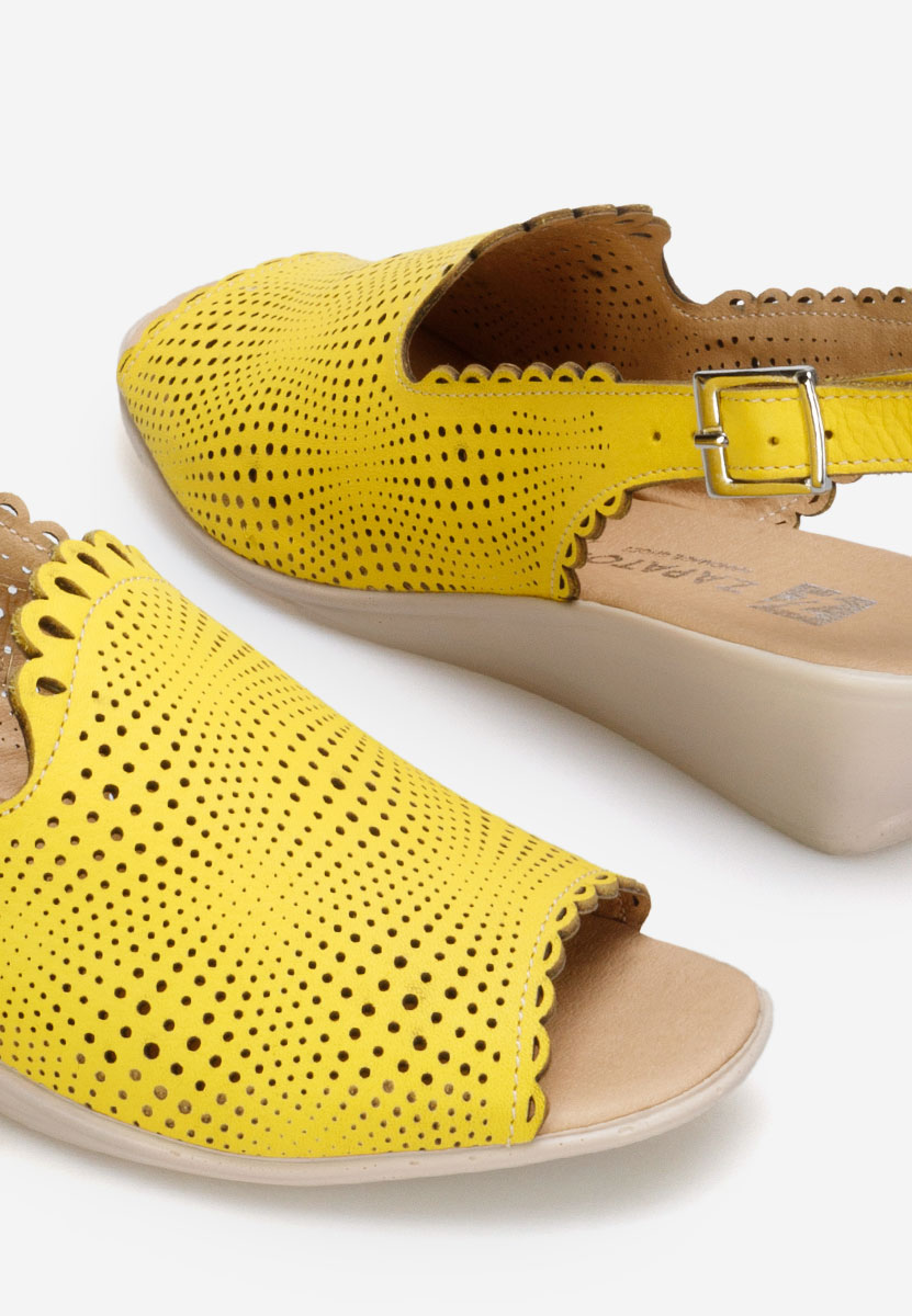 Ženski sandali Claudia Rumena