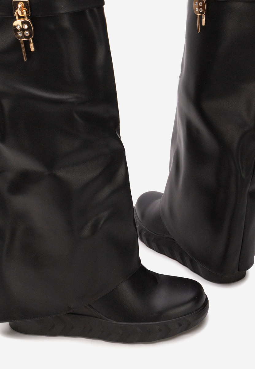 Škornji s platformo črna Ipira