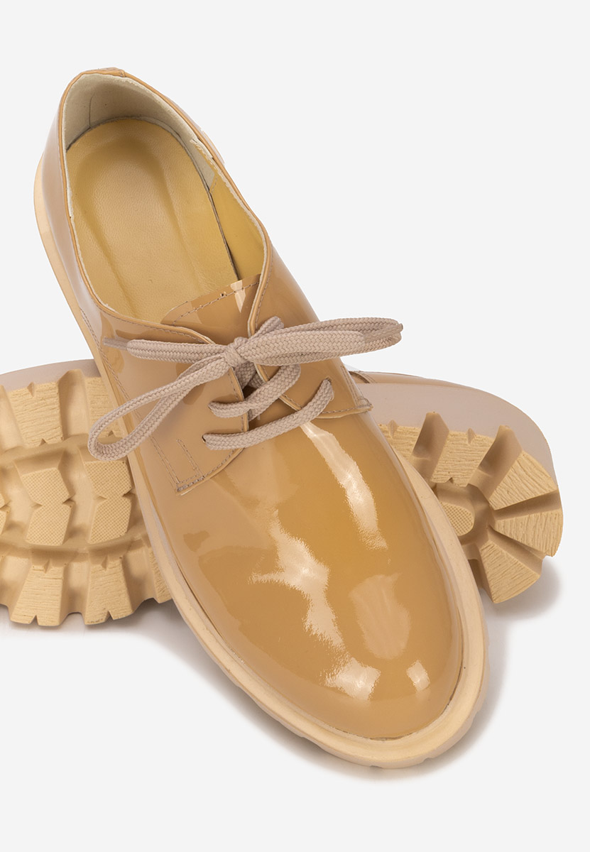 Ženski nizki čevelj Kamela Iruela